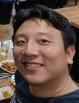 강 필진